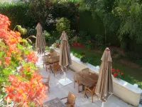 Logis Hôtel-Restaurant les Airelles Hotels in Mesnil-Follemprise