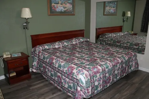 American Motor Inn - Rock Island Hotels in Rock Island