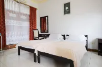 Rumah Pahoman Syariah Mitra RedDoorz Các khách sạn ở Pahoman