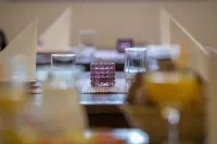 إمبيريال هاوس فنادق في Jezerce