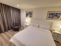 Stardust Hotel
