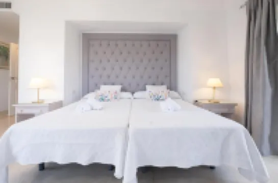 Apartamentos Casa-Palacio Santa Pola Hotels near La Casa del Rey Moro