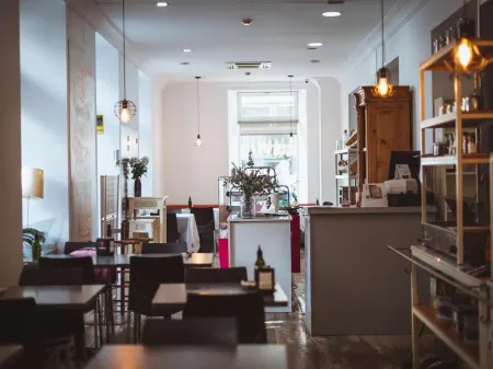 Ronda Hotel Polo Отели рядом с достопримечательностью «Arco de Felipe»