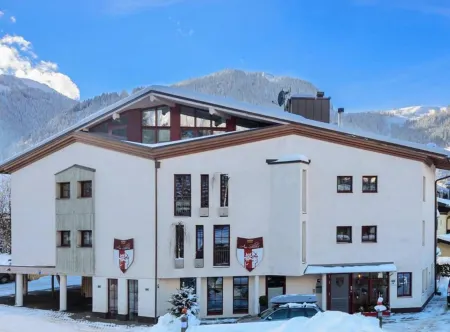 Suiten Am Schloss Отели в г. Кицбюэль