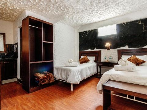 KW Hotel