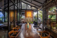Daya Villa Hotels in Kampong Kraeng