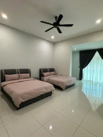 16 pax HB Homestay Raja Uda Ong Yi How Butterworth - Budget Homestay - KTV NETFLIX MAHJONG