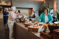 Albion Hotel - breakfast