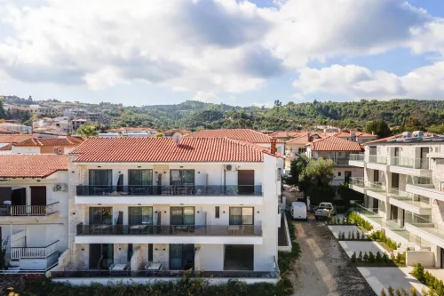 Amalthia Luxury Suites