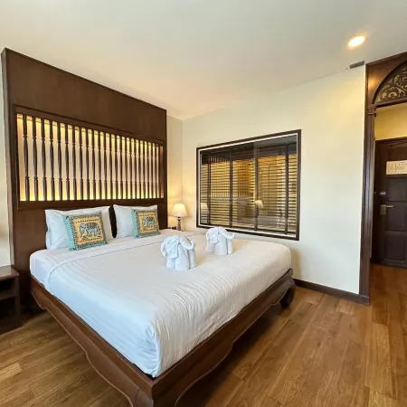 Elliebum Boutique Hotel Отели рядом с достопримечательностью «Храм Ват-Пхра-Сингх»