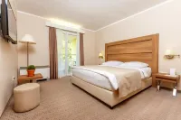 Wellness Hotel Apollo – Terme & Wellness LifeClass Hotels in Strunjan