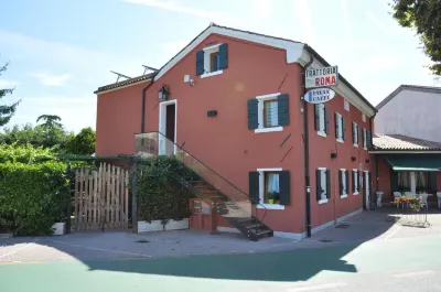 Casa Rosanna Hotel in zona Centro di Documentazione 'Giuseppe Pavanello'