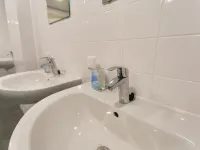 ダッチーズ ホステル アムステルダムのホテル