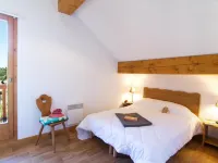 Odalys Le Hameau Residence and the Chalets de la Vallée d'Or Hotels in Valloire