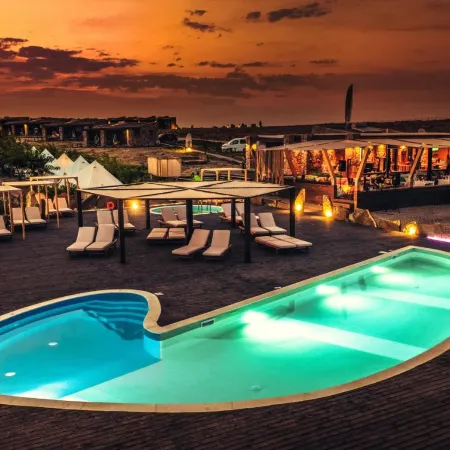 Keros Blue - Luxury in Wilderness