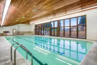 Pend Oreille Shores Resort Hotel a Hope