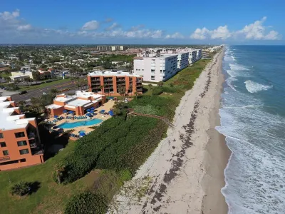 Oceanique Resort Hôtels à : South Patrick Shores