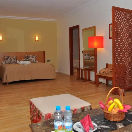 Across Hotels & Spa