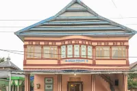 RedDoorz Syariah at Hotel Baruga Bonerate Selayar Hotels in Benteng