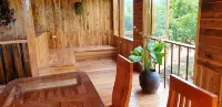 Tuyet's Homestay