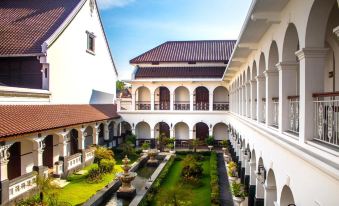 Daroessalam Syariah Heritage Hotel