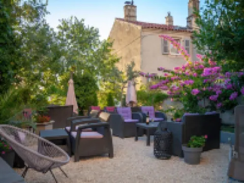 Captain Emo City Apartments Hotels in Pula