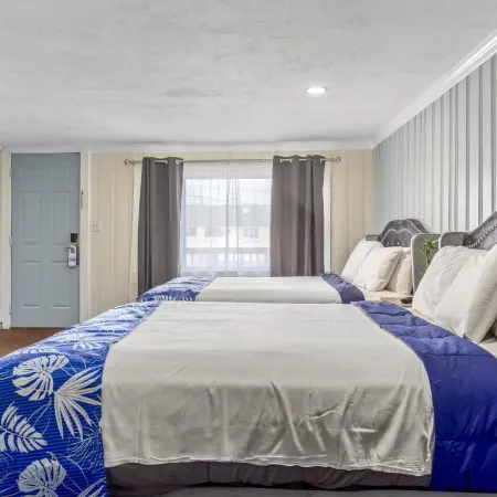 Tides Motel - Hampton Beach Hotels in Hampton
