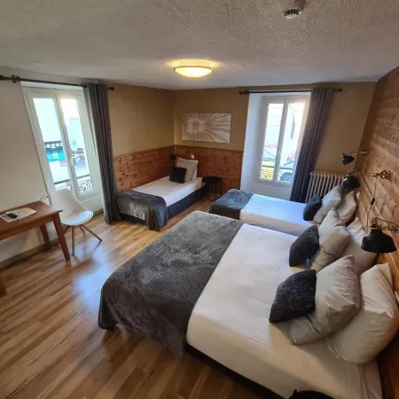 Le Grand Hotel Отели рядом с достопримечательностью «Пра-Луп»