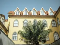 Vilar Oporto Hotel Hotels near Porto Editora