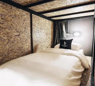 Bed In 4 Beds Dormitory For Female