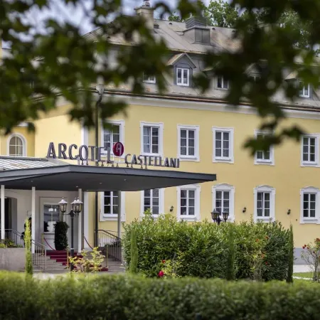 ARCOTEL Castellani Salzburg Отели рядом с достопримечательностью «Театр «Кляйнес Театер»»