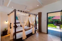 Alleppey Haven Beach Villa Hotels near Mullakkal Rajarajeswari Temple