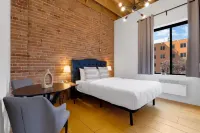The Little Prince Rooms - Old Montreal Hotels in 