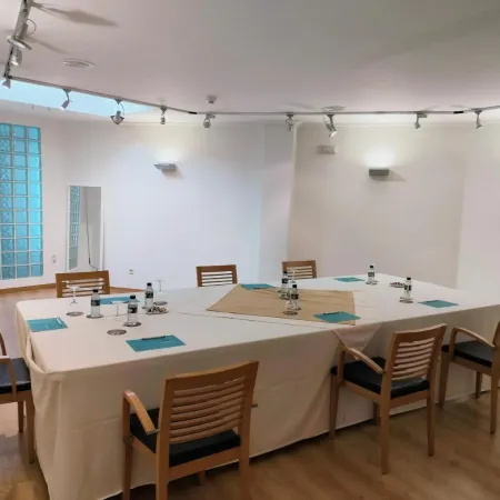 U Hotel Ogalia Vigo