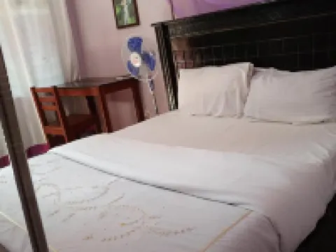 Pross  Residence Hotels in Buruuli