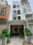 Lunaria Maison - Local Side Hotels in District 3
