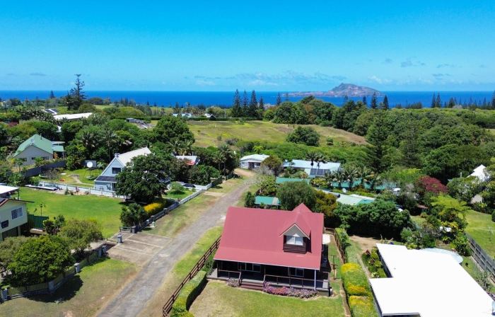 Pitcairn House