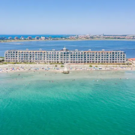 Gardenia Beach Palace Aparthotel