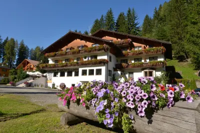 Hotel Pontives Hotels in Ortisei