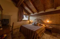 Hotel Lo Fleyé Hotels in Montan-angelin-arensod