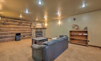 Secluded Sterling Abode Near Palisade State Park!