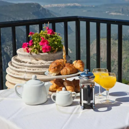 Hermes Delphi Hotel