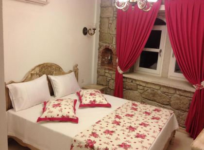 Ciftekuyu Hotel