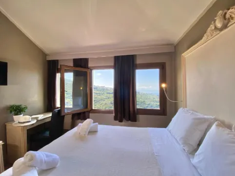 Archontika Karamarlis