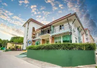 Bloom Guesthouse - Homestays