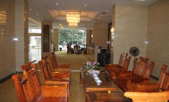 Golden Quang Tri Hotel