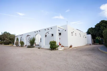 Complejo Turístico Los Escullos Cabo de Gata Отели в г. El Cabo de Gata