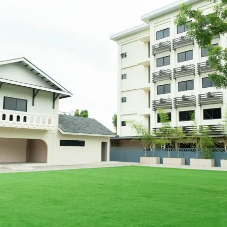 Adelina Hotel and Suites