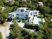 Villa Louancelie B&B Hotels in La Croix-Valmer