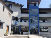 Dhammika Beach Palace